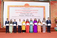 Z7242196268221 Eaf23aff40a823cd2da7850eaa18170d